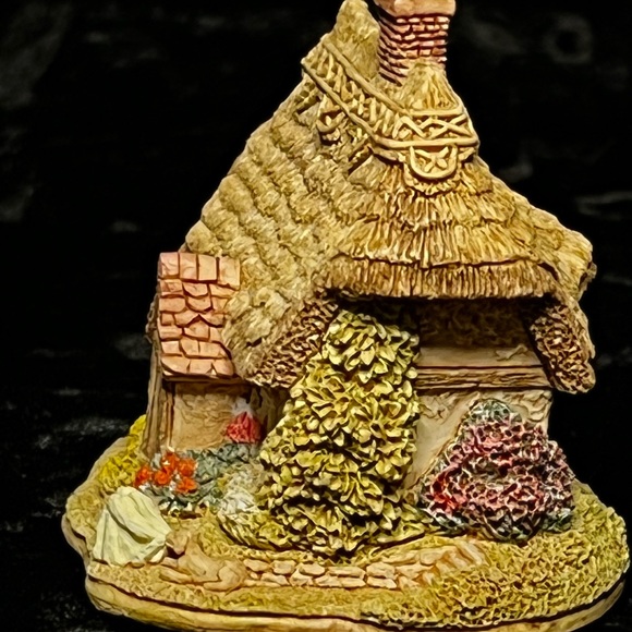 Vintage Lilliput Lane - Wash Day - Collectors Club - Picture 6 of 11